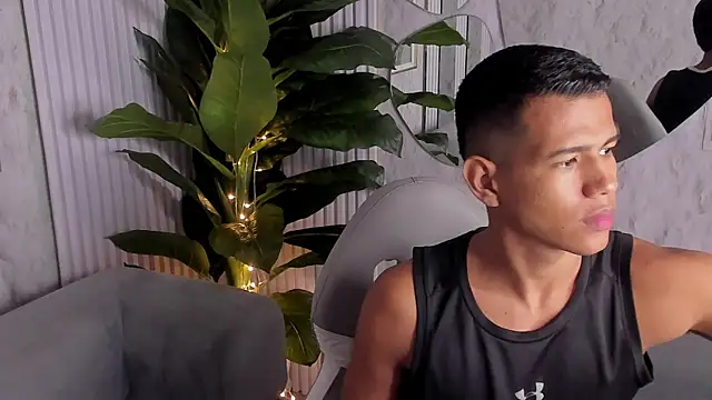 Noah sexhotty online show from 07-03-26, 01:01