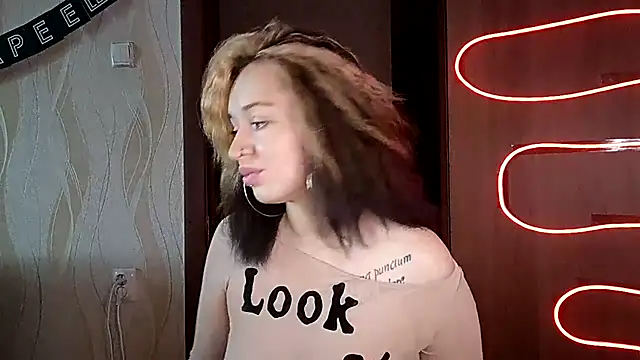 ElianaFox  online show from 07-09-26, 08:29