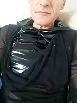Snapshot of TimeaKocsis1971 chatting on 07-12-26, 06:26 TimeaKocsis1971 online show from 07-12-26, 06:26