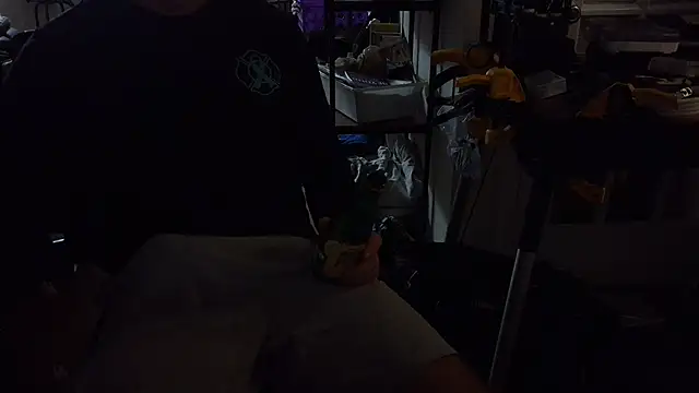 LoganBry77 online show from 07-01-26, 07:10