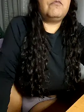 Snapshot of Anni_nha chatting on 07-06-26, 09:39 Anni nha online show from 07-06-26, 09:39