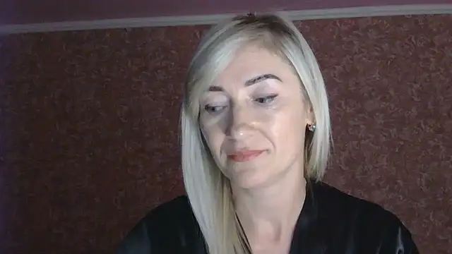 Snapshot of moonlightAnna chatting on 07-09-26, 09:30 moonlightAnna online show from 07-09-26, 09:30