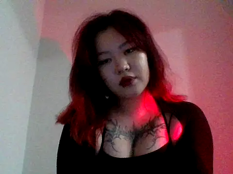 Snapshot of KiraDrip_ chatting on 07-10-26, 08:44 KiraDrip online show from 07-10-26, 08:44