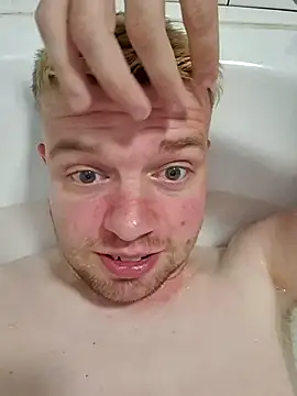 xMaxz28 online show from 07-05-26, 12:34