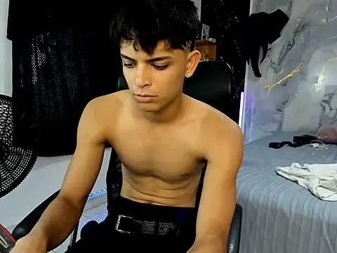 slim dirtyxx1 online show from 07-08-26, 08:02