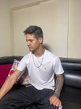 Aaronsexroom online show from 07-05-26, 03:13