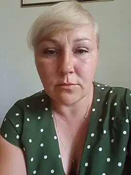 Snapshot of Silen-mi chatting on 07-02-26, 10:32 Silen-mi online show from 07-02-26, 10:32