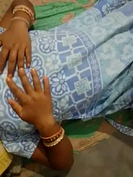 Snapshot of desibhabhi96 chatting on 07-21-26, 09:00 desibhabhi96 online show from 07-21-26, 09:00