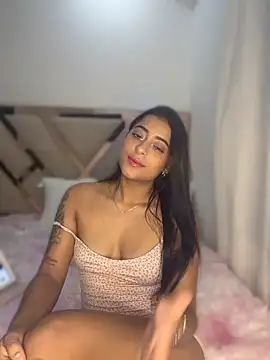Sara sofiia  online show from 07-04-26, 03:45