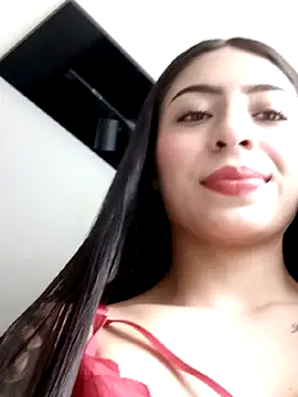 Snapshot of velunett_20 chatting on 07-07-26, 06:34 velunett 20 online show from 07-07-26, 06:34