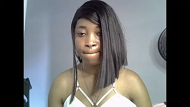 Snapshot of dollyxpussy chatting on 07-04-26, 09:04 dollyxpussy online show from 07-04-26, 09:04
