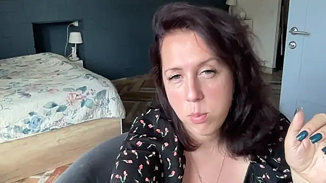 Hannah ocean online show from 07-03-26, 02:34