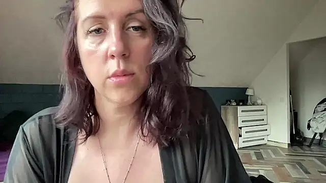 Hannah ocean online show from 07-11-26, 03:59