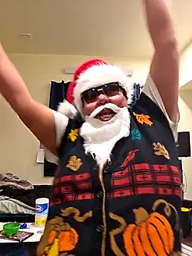 Snapshot of Show907 chatting on 12-21-25, 04:36 Show907 online show from 12-21-25, 04:36