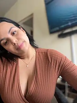 AliceStarshine online show from 11-04-25, 02:49