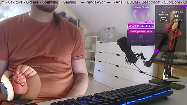 Panda-WolfX online show from 07-05-26, 10:55