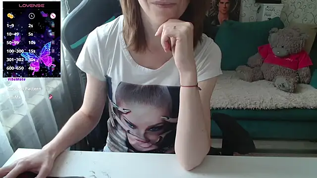 Snapshot of __Alisa__ chatting on 07-06-26, 02:14 Alisa online show from 07-06-26, 02:14