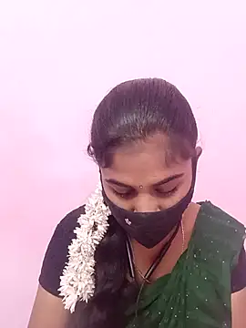 Snapshot of TamilAngelYaalini chatting on 07-11-26, 04:32 TamilAngelYaalini online show from 07-11-26, 04:32