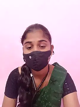Snapshot of TamilAngelYaalini chatting on 07-12-26, 04:36 TamilAngelYaalini online show from 07-12-26, 04:36