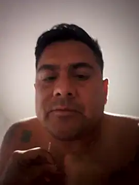 Snapshot of bigdick250490 chatting on 07-10-26, 02:05 bigdick250490 online show from 07-10-26, 02:05