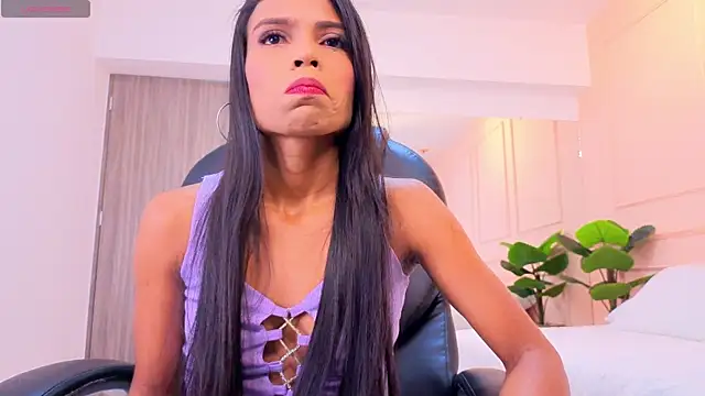 alana salazar online show from 07-13-26, 07:27