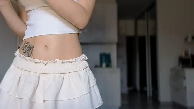 Luna mp4 online show from 07-15-26, 08:41