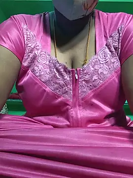 Snapshot of Tamil_kayalkutty chatting on 07-18-26, 03:00 Tamil kayalkutty online show from 07-18-26, 03:00
