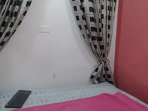 Snapshot of jerrywalker22 chatting on 07-11-26, 07:11 jerrywalker22 online show from 07-11-26, 07:11