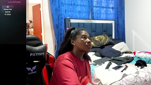 Snapshot of LupeAdams chatting on 02-04-26, 02:56 LupeAdams online show from 02-04-26, 02:56