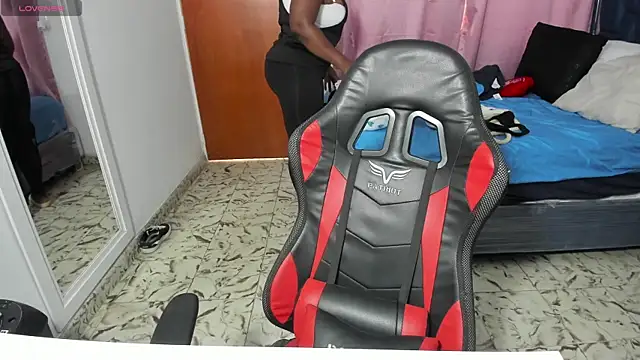 Snapshot of LupeAdams chatting on 03-15-26, 10:05 LupeAdams online show from 03-15-26, 10:05