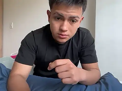 Santiagomg  online show from 07-10-26, 06:32