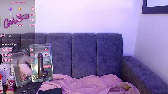 little elliee 1 online show from 07-10-26, 08:44