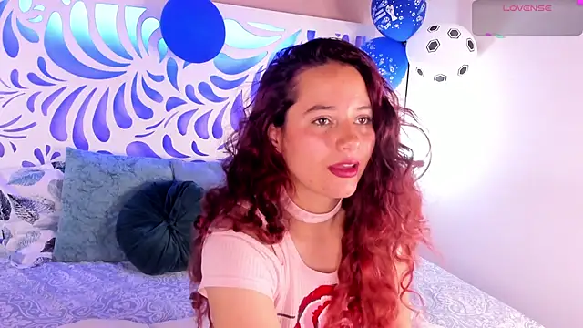 Snapshot of _isa_bella_ chatting on 07-18-26, 07:17 isa bella online show from 07-18-26, 07:17