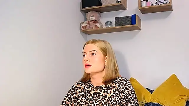 alisenties online show from 09-21-25, 02:29