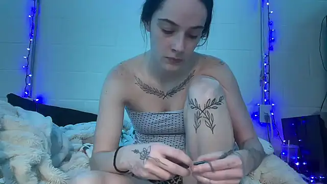 Snowbunnyfaith online show from 07-22-26, 10:12