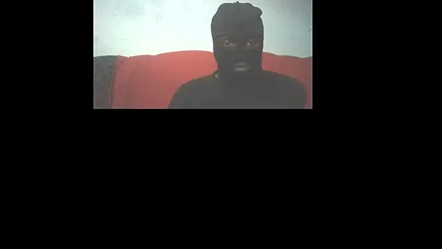 Snapshot of MEVARICK26 chatting on 07-18-26, 02:43 MEVARICK26 online show from 07-18-26, 02:43