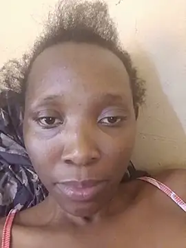 Snapshot of mysticcoco chatting on 07-17-26, 06:57 mysticcoco online show from 07-17-26, 06:57