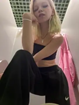 Foxy Blondie online show from 08-03-26, 03:38