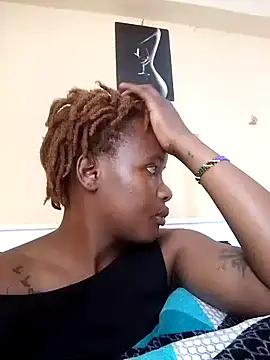 Snapshot of SexyMama017 chatting on 07-15-26, 12:10 SexyMama017 online show from 07-15-26, 12:10
