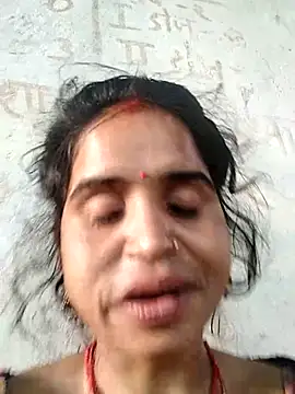 Simran Love143 online show from 07-16-26, 12:33