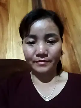 Snapshot of Quee_Quee chatting on 07-16-26, 10:54 Quee Quee online show from 07-16-26, 10:54