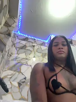 Snapshot of nicol_black1 chatting on 07-17-26, 07:59 nicol black1 online show from 07-17-26, 07:59
