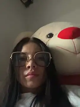 Snapshot of Hott_Bunny chatting on 07-20-26, 10:23 Hott Bunny online show from 07-20-26, 10:23