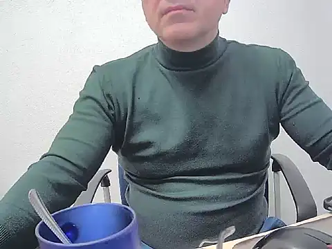 Snapshot of gabriel9_ chatting on 04-22-26, 07:00 gabriel9 online show from 04-22-26, 07:00