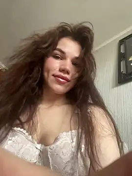 helly dan online show from 07-20-26, 11:34