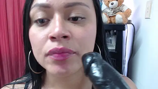 Snapshot of gabriela_grace chatting on 02-05-25, 11:50 gabriela grace online show from 02-05-25, 11:50