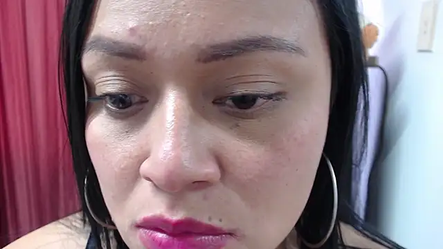 Snapshot of gabriela_grace chatting on 02-19-25, 09:14 gabriela grace online show from 02-19-25, 09:14