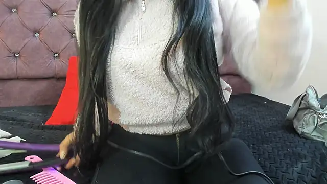 Snapshot of gabriela_grace chatting on 11-06-25, 02:51 gabriela grace online show from 11-06-25, 02:51