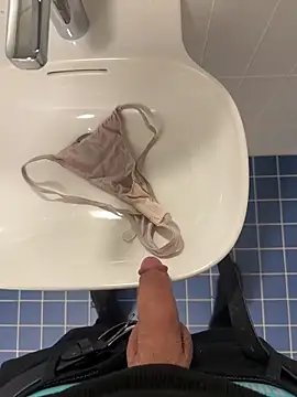 swissboy22 online show from 03-01-26, 03:03