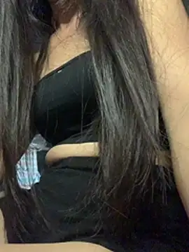 Snapshot of Nhi_Nhi9x chatting on 07-24-26, 04:27 Nhi Nhi9x online show from 07-24-26, 04:27